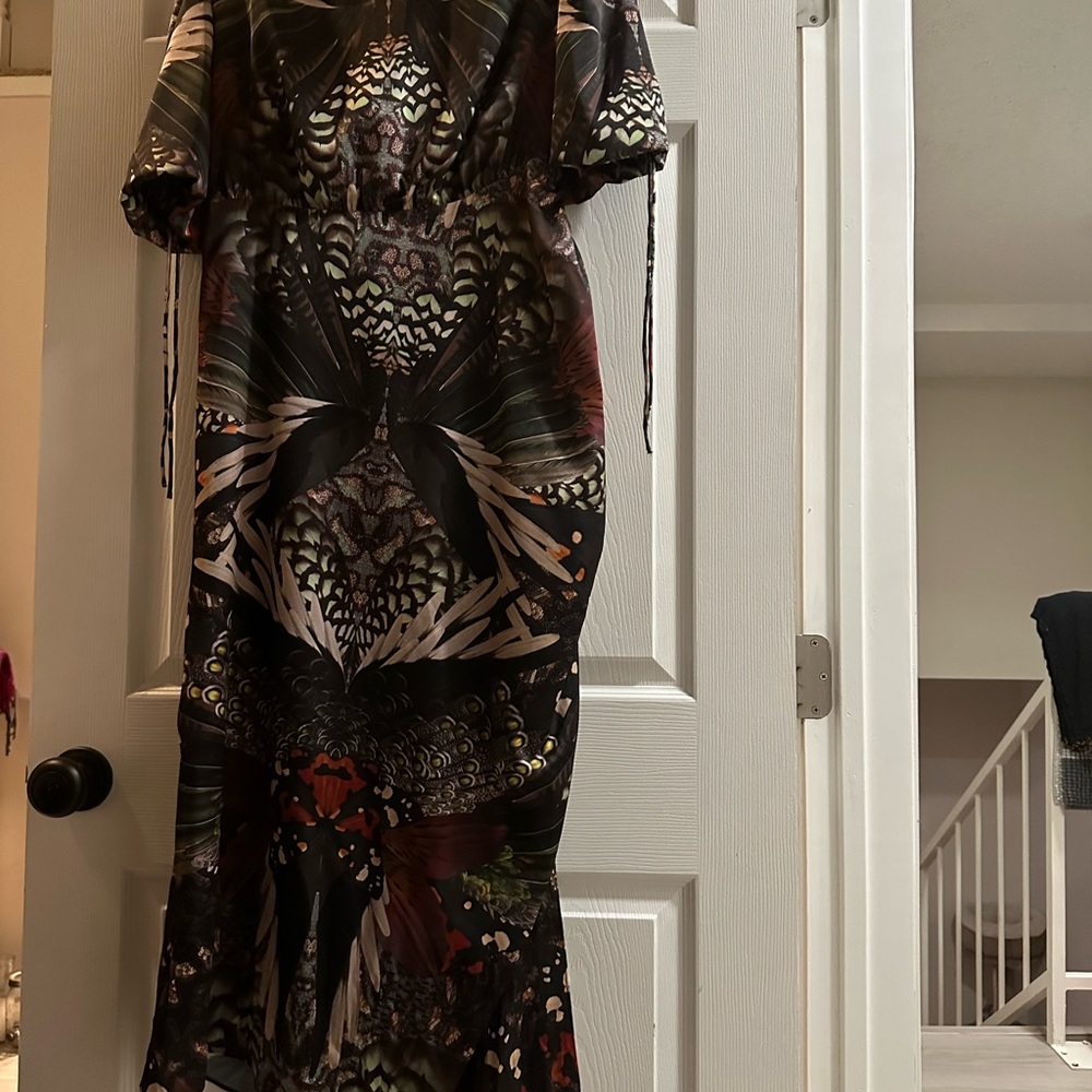 Brand new with tag, beautiful dress.
